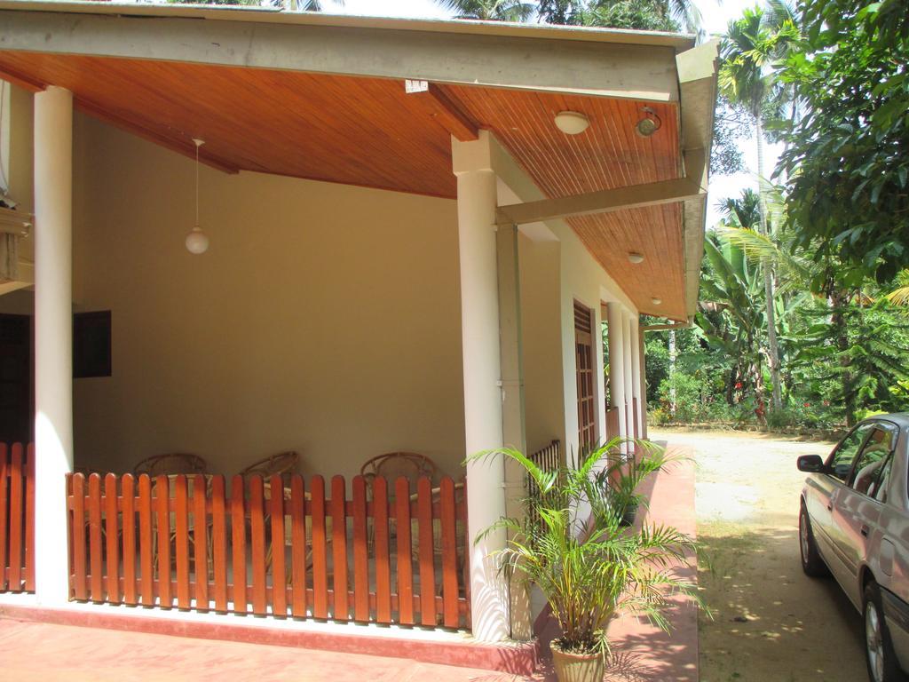 Alfred Colonial Bungalow&Spice Garden Kobbekaduwa Zimmer foto