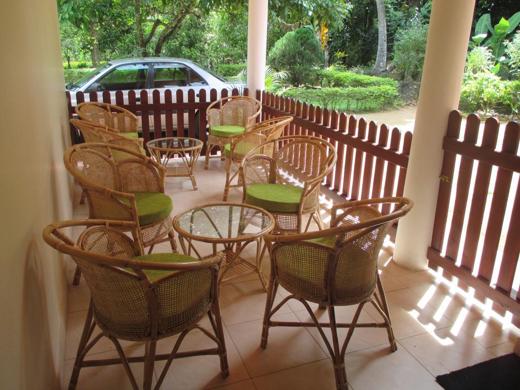 Alfred Colonial Bungalow&Spice Garden Kobbekaduwa Zimmer foto